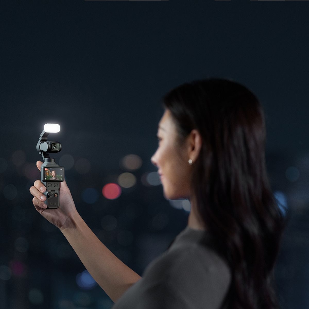 Câmera DJI Osmo Pocket 4 Creator Combo - Imagem 2